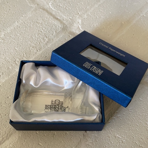 Crystal Boot Paperweight - Picture 3 of 7